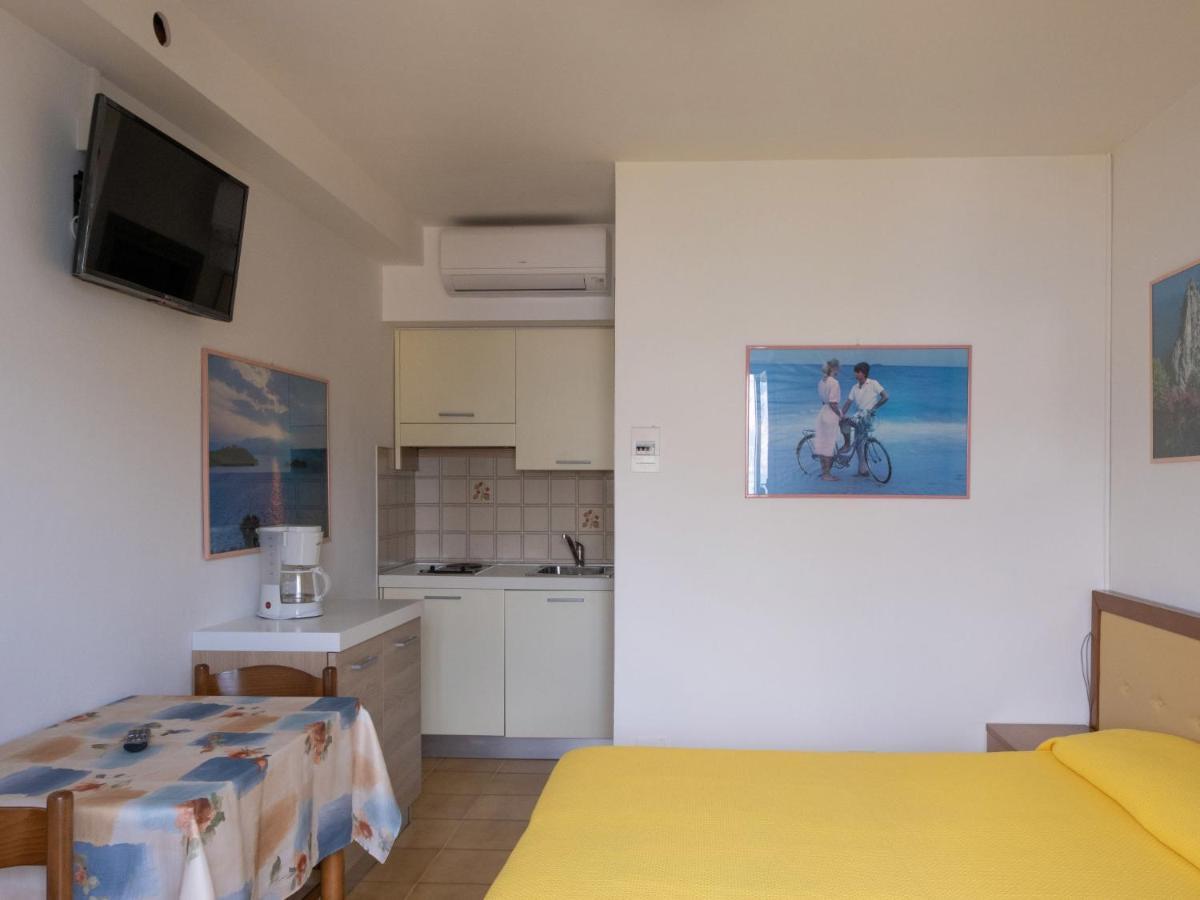 Locazione Turistica Casa Maria-5 By Interhome Assenza di Brenzone Bagian luar foto